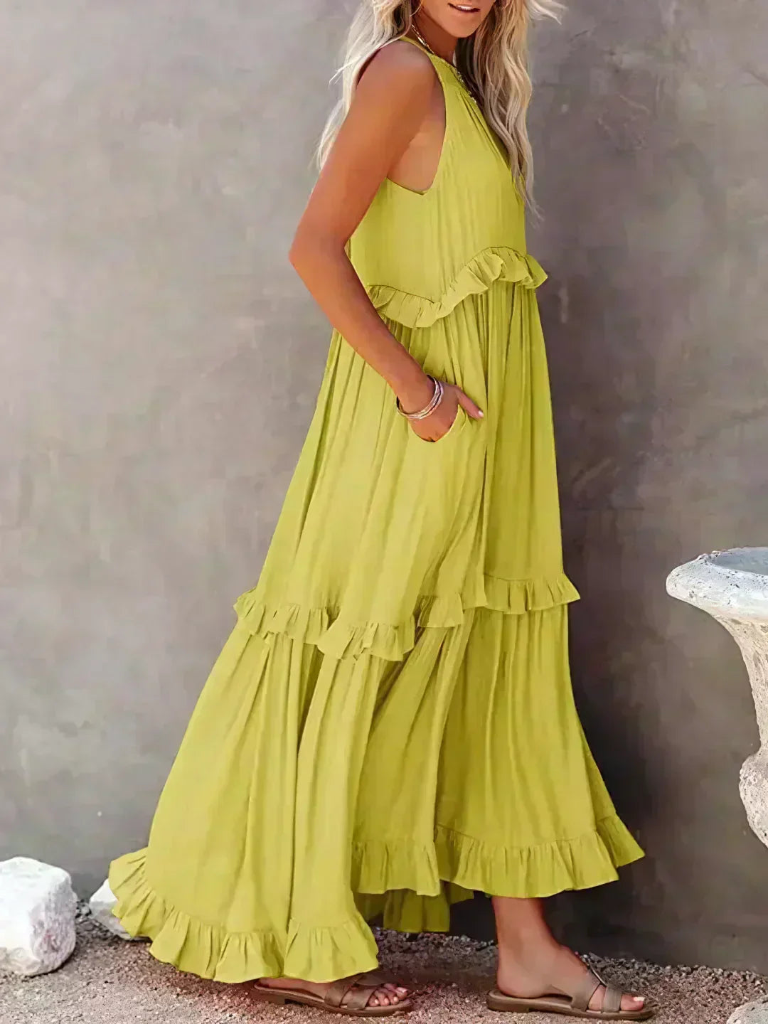 Lou | Elegantes ärmelloses Kleid mit Rüschen PortugalFlow-Lisboa